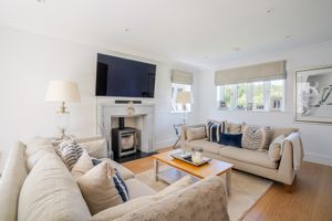 Photo 33- click for photo gallery